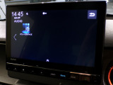 CD、DVD、Bluetooth、AM、FM、AUX、スマートフォン接続ができます。