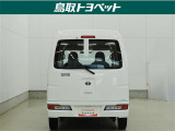 TOYOTA認定中古車とは 【1】まるごとクリーニング【2】車両検査証明書【3】ロングラン保証 この『3つの安心』をセットにした中古車のブランドになります。