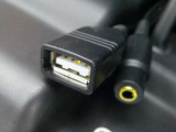 USBソケットも付いてスマホの充電など様々な用途に使用でき便利です