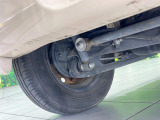 お車を安心してお乗りいただく為には、足回りの定期点検が欠かせません。サービスサポート(有償保証)では無料点検もご提供しており、安心のカーライフをお過ごしいただけるサポート体制が整っています。