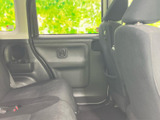運転席側後部座席