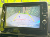 【バックカメラ】駐車時に後方がリアルタイム映像で確認できます。大型商業施設や立体駐車場での駐車時や、夜間のバック時に大活躍!運転スキルに関わらず、今や必須となった装備のひとつです!