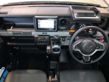 N-VAN +スタイル ファン 4WD 