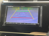 【バックカメラ】駐車時に後方がリアルタイム映像で確認できます。大型商業施設や立体駐車場での駐車時や、夜間のバック時に大活躍!運転スキルに関わらず、今や必須となった装備のひとつです!