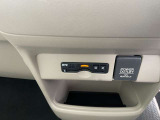 高速の出入りを楽にできるETC車載器付きです。