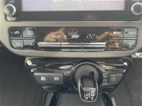 【 オートエアコン 】車内温度を感知して自動で温度調整をしてくれるのでいつでも快適な車内空間を創り上げます!