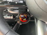 握りやすいハンドルの形状をしておりますので、お客様の運転をサポートしてくれます!