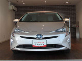 プリウス 1.8 S E-Four 4WD 