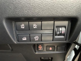 気になる車はすぐにお問い合わせください!画面右側の0066から始まる無料ダイヤルからお問い合わせ下さい!専門スタッフがお車のご質問にお答えいたします!