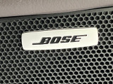 【BOSEサウンドシステム】メーカーオプションの高品位サウンドシステムを搭載。専用のチューニングが施された大小様々なスピーカーから良質なサウンドが奏でられ、臨場感あふれる音響空間を演出します。
