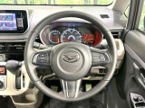 【純正革巻きステアリング】上質な革を使用することで、手にしっかり馴染みとても運転しやすいハンドルです♪
