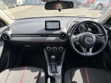 視界も広く、落ち着いて運転できる室内です。