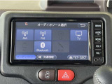 Bluetooth対応、CD再生機能付き。お好きな音楽を聴きながらのドライブは楽しいですよね〜♪
