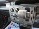 お車のメンテナンスには、メンテナンスパックをおススメしております、定期的に行って頂くオイル交換や点検、こちらをまとめてお値段をお安くしたパッケージ商品となります。