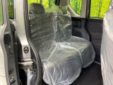 高品質なオリジナルフロアマットもオプションにてご用意しております。お好きなデザインやカラーをお車に合わせて選んでいただくことができます♪