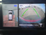 アラウンドビューモニターは車両の上空から見下ろすような映像で全方向見れるので、車庫入れが楽になります♪
