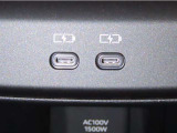 充電用USB端子を装備しております。