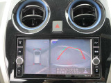 アラウンドビューモニター!空から見下ろしているかのような映像を映し出します。駐車時には安心ですよね♪