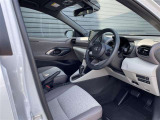見通しのよいすっきりとした視界で、誰でも運転しやすいです。運転のしやすさは疲れにくさにも繋がりますよ♪