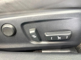 【パワーシート】スイッチ一つで簡単にシートの微調整が可能!電動だから力もいりません!快適なシートポジションにセットして、快適なドライブをお楽しみください。