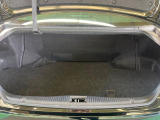 『車を購入した後の車検やメンテナンス、キズを直す板金、事故受付まで承ります。愛車についてのご相談はすべて当店にお任せください。』