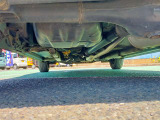 下廻りの防錆加工は多くの方が施工されてます。サビてフレームに穴が開く前にオプションで施工されることをお勧めいたします。融雪剤などから下回りを長期間、守ります。是非購入時ご検討ください
