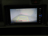 バックモニターを装備しています。車庫入れ時等に車両後方が確認出来るのでとても便利です。