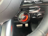 握りやすいハンドルの形状をしておりますので、お客様の運転をサポートしてくれます!