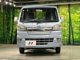 弊社では、全車『修復歴なし』のお車のみ取り扱っております。専任バイヤーによる厳選した仕入れの後、入庫後の車両チェックを行い、ネクステージが認定した高品質な中古車をご提供しております。