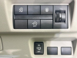 【パワースライドドア】スマートキーや運転席のスイッチでスライドドアの開閉が可能♪電動だから力を入れてドアを開ける必要が無く、小さいお子様でも、重い荷物を持っている時もラクに開け閉めできます♪