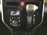 温度を設定すれば、自動で車内の温度管理をしてくれる優れものです♪ATミッションで運転楽々