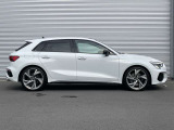 弊社Audi西東京・Audi立川・AAA日野バイパスの計4店舗ございます。他にも気になる車種等がございましたら、お伝えくださいませ。弊社の在庫からご紹介させていただきます!