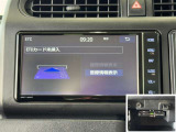 ナビ画面連動のETC付きです。高速道路料金所での小銭の出し入れや雨天時における窓の開け閉めなどの煩わしさが解消できます。料金所の通過もスムーズで快適ですよ。