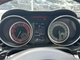 【スピードメーター】メーターがシンプルで見やすく運転しやすいですね!