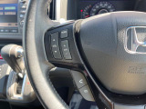 【ステアリングスイッチ】運転中、前方から目線をそらすことなく、オーディオ等の操作が可能な便利機能!安心&快適なドライブを演出してくれます♪