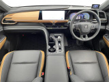 クラウンクロスオーバー 2.4 RS アドバンスト E-Four advanced 4WD 本革シート