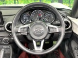 【ステアリングスイッチ】運転中、前方から目線をそらすことなく、オーディオ等の操作が可能な便利機能!安心&快適なドライブを演出してくれます♪