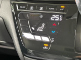 【オートエアコン】一度お好みの温度に設定すれば、車内の温度を検知し風量や温度を自動で調整。暑い…寒い…と何度もスイッチ操作をする必要はありません。快適な車内空間には必須の機能ですね♪