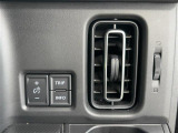 気になる車はすぐにお問い合わせください!画面右側の0066から始まる無料ダイヤルからお問い合わせ下さい!専門スタッフがお車のご質問にお答えいたします!