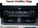 お好み温度に設定すると自動で調整してくれるオ-トエアコン装着車です。