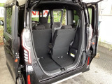 リアシートがあっても、しっかり荷物を積む事ができます。