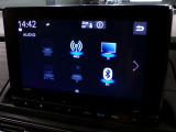 CD、DVD、Bluetooth、AM、FMができます。