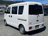 当社では全車ルームクリーニングを施工しご納車。室内だけでなく、エンジンルーム、ドアヒンジ等、隅々まで綺麗に仕上げております!気持ちのいいご納車をお届け致します!