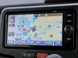 フルセグメモリーナビがついてます。便利な機能が満載です。是非こちらの車でお確かめ下さい。お待ちしております。