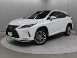 セダンとSUVの特長をあわせ持つクロスオーバーモデル、レクサス「RX」のターボエンジン搭載モデル「RX300」です。
