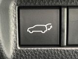 【パワーバックドア】スマートキーや運転席のボタンを押すだけでリアゲートが自動で開閉します!荷物を持っている時や、高い位置にあるバックドアを閉める際に便利な機能です♪