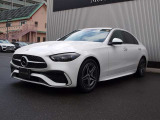新車保証(メルセデスケア)付き。 新車登録日から3年間、走行距離に制限なく、定期メンテナンスや修理、24時間ツーリングサポート等のサービスが無償で提供される保証プログラムを継承頂けます。