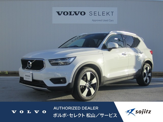 XC40B4 AWD モメンタム 4WD