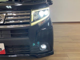 LEDヘッドライト・フォグランプを装備しています★明るいヘッドランプとフォグランプで夜道や暗いところでのドライブも安心ですよ♪