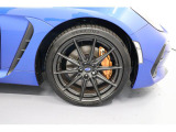 ミシュラン製215/40R18iインチタイヤを装着 アルミホイールには傷はありません